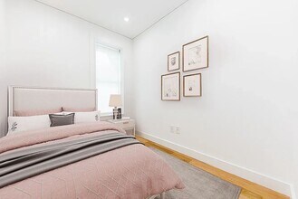 7 Rivington St in New York, NY - Building Photo - Building Photo