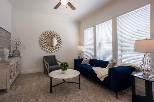 Ivy Point Cinco Ranch in Katy, TX - Building Photo - Interior Photo