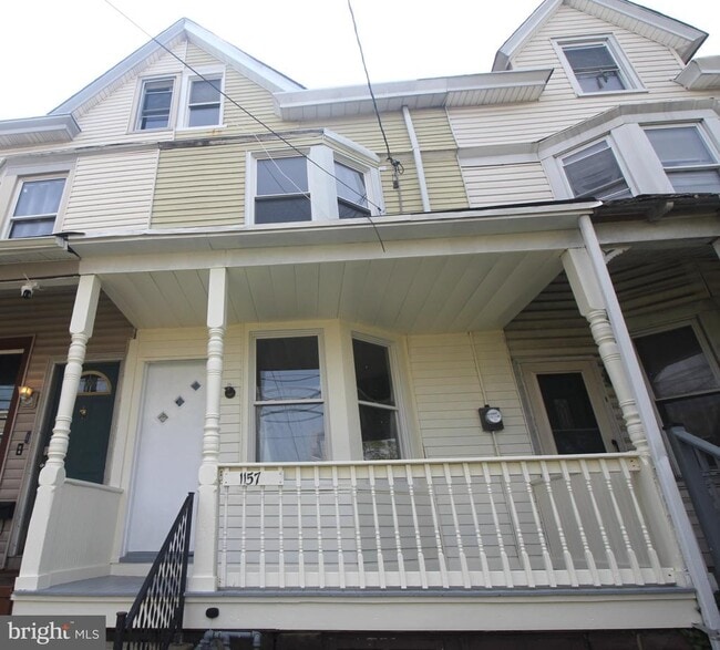 property at 1157 Chambers St