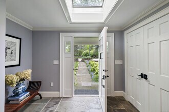 467 Laurel Rd in New Canaan, CT - Building Photo - Building Photo