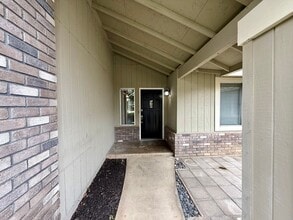 1405 Fransen Ln in Modesto, CA - Building Photo - Building Photo