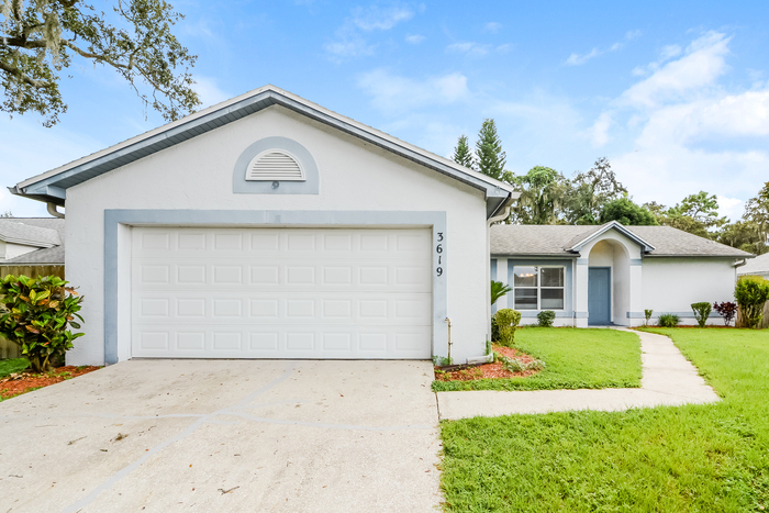 3619 Game Trail Ct in Orlando, FL - Foto de edificio