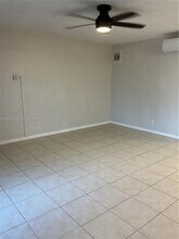 2716 NE 30th Pl in Fort Lauderdale, FL - Building Photo - Building Photo