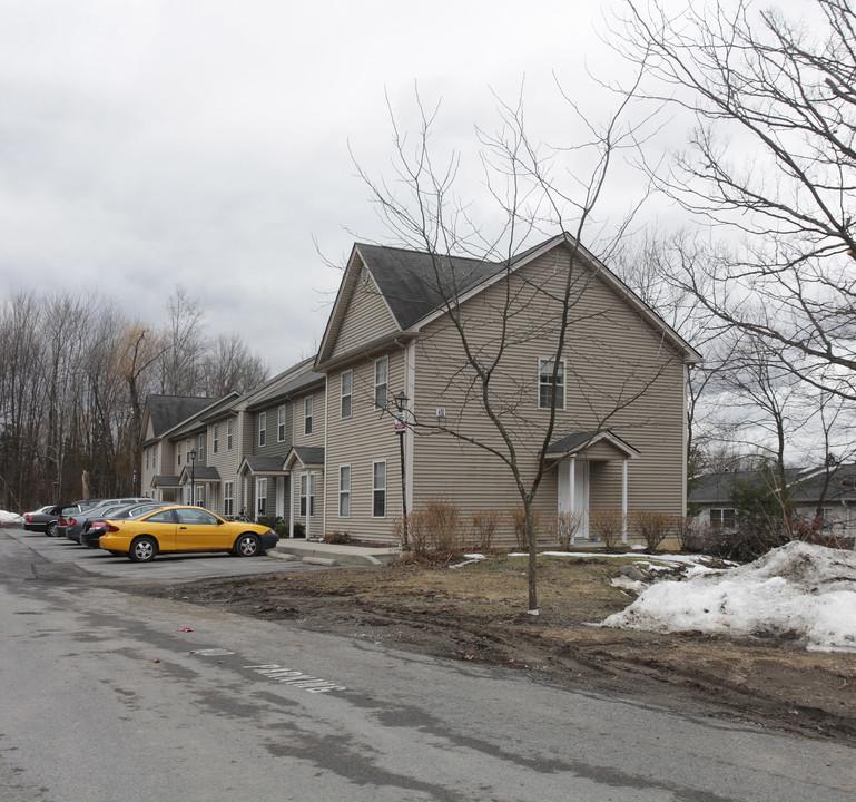 30 Henry W Dubois Dr in New Paltz, NY - Building Photo