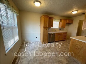 5919 16th St in Lubbock, TX - Building Photo - Building Photo