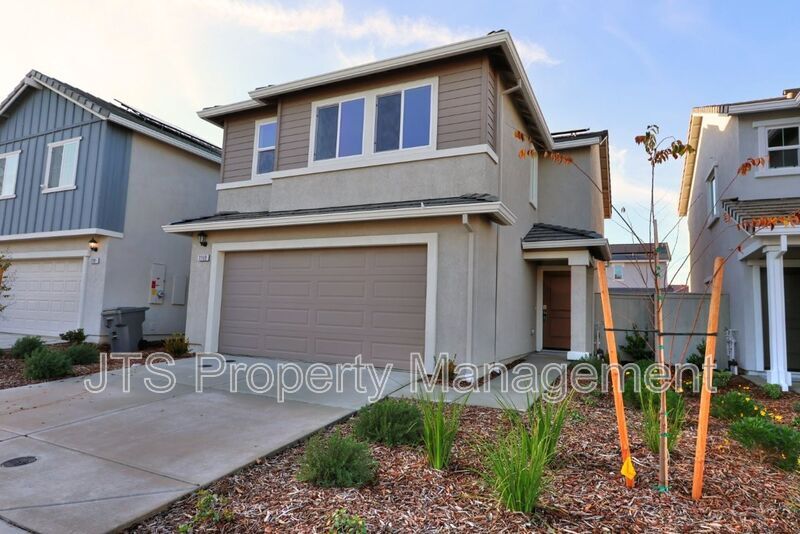 2289 Shady Tree Cir in Roseville, CA - Building Photo