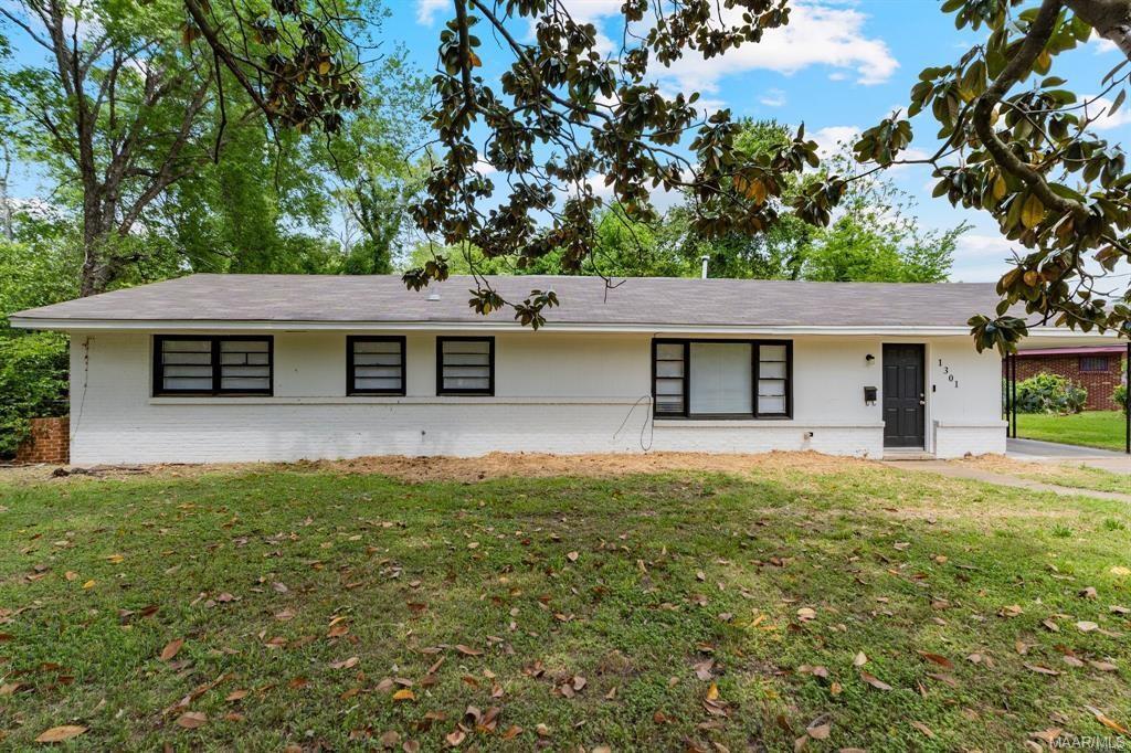 1301 Beaumont Dr in Montgomery, AL - Building Photo