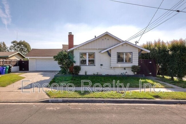 property at 6135 Chadwick Ave