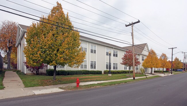 Parkview Apartments in Buffalo, NY - Building Photo - Building Photo