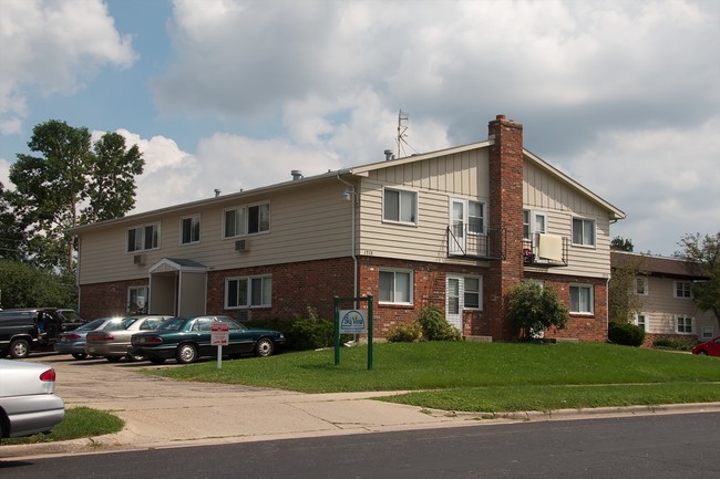 Onsgard Place in Madison, WI - Foto de edificio - Building Photo