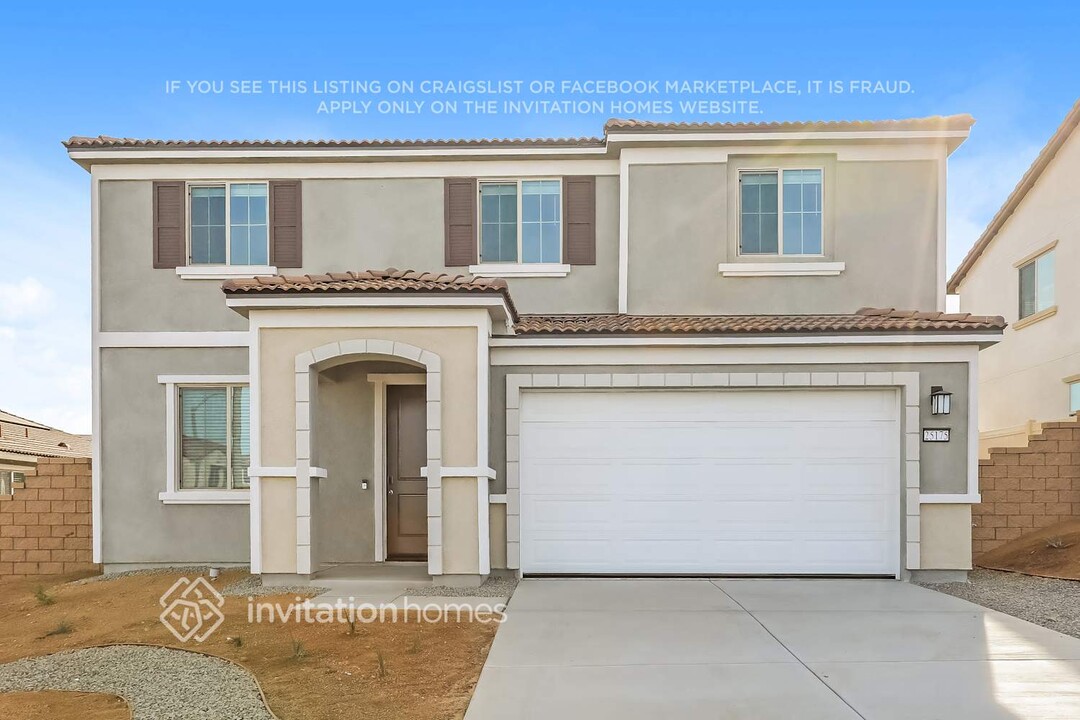 25175 Lone Oak Dr in Menifee, CA - Building Photo