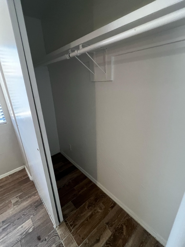 3645 W Hadley St in Phoenix, AZ - Foto de edificio - Building Photo