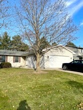 1509 Manor Ln, Unit 1511 Manor Lane in Mt. Pleasant, MI - Foto de edificio - Building Photo