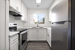 Las Haciendas Apartments