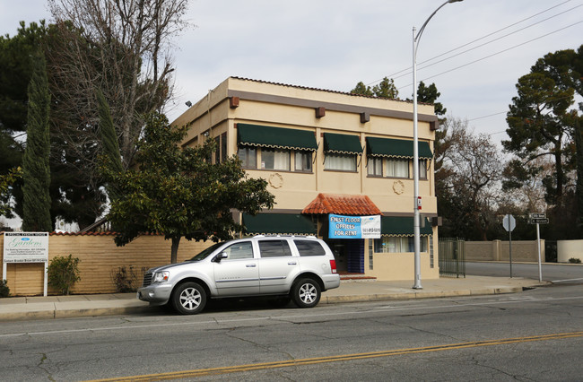 700 19th St in Bakersfield, CA - Building Photo - Building Photo