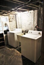 107 E 33rd St in Baltimore, MD - Building Photo - Building Photo