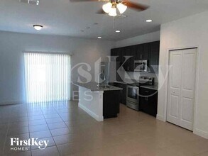 418 Churchill Ct in Poinciana, FL - Building Photo - Building Photo