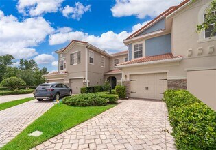 156 Canterbury Bell Dr in Oviedo, FL - Building Photo - Building Photo