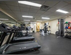 5865 Friars Rd in San Diego, CA - Building Photo - Building Photo