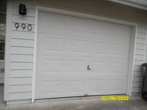 990 SW Oriole St in McMinnville, OR - Building Photo - Building Photo