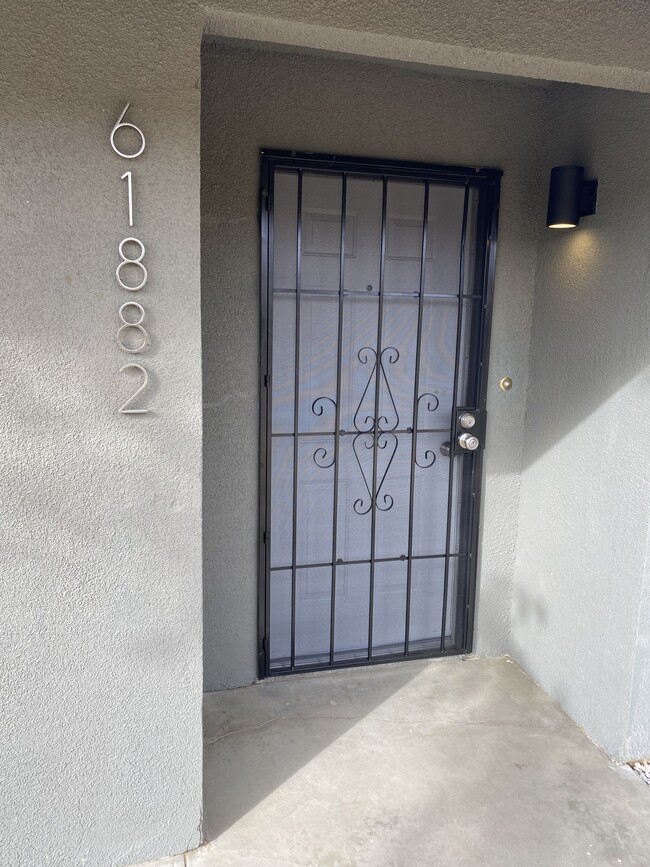 61880 Verbena Rd, Unit A in Joshua Tree, CA - Foto de edificio - Building Photo