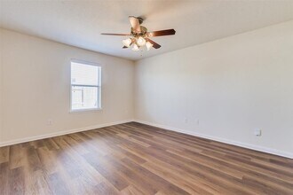 26918 Graybill Ct in Hockley, TX - Foto de edificio - Building Photo