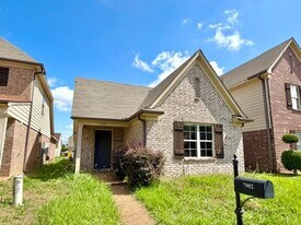 7902 Rushmeade Cir N in Memphis, TN - Building Photo