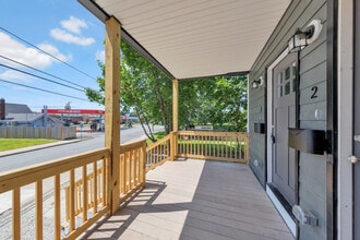 161 4th St in Medford, MA - Foto de edificio - Building Photo