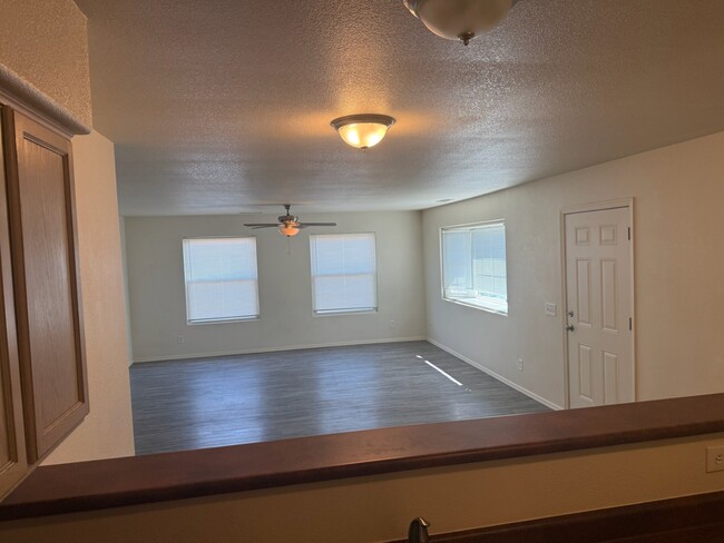 7080 E Pueblo Ave, Unit Unit B in Prescott Valley, AZ - Foto de edificio - Building Photo