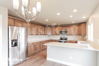 10616 Horton Dr in Colorado Springs, CO - Foto de edificio - Building Photo