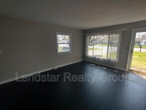 5611 Johnsontown Rd in Louisville, KY - Building Photo - Building Photo
