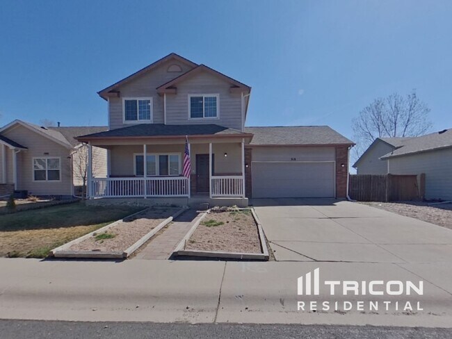 918 Cliffrose Way