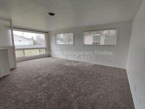 603 N Ely St in Kennewick, WA - Building Photo - Building Photo