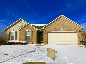 11526 Plum Ridge Ct in Indianapolis, IN - Building Photo - Building Photo