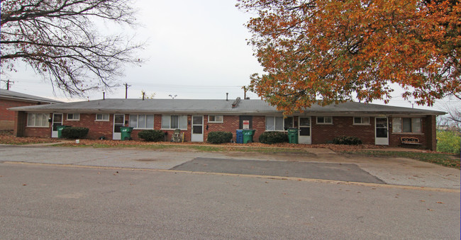 9715 Treadway Ln in St. Louis, MO - Building Photo - Building Photo