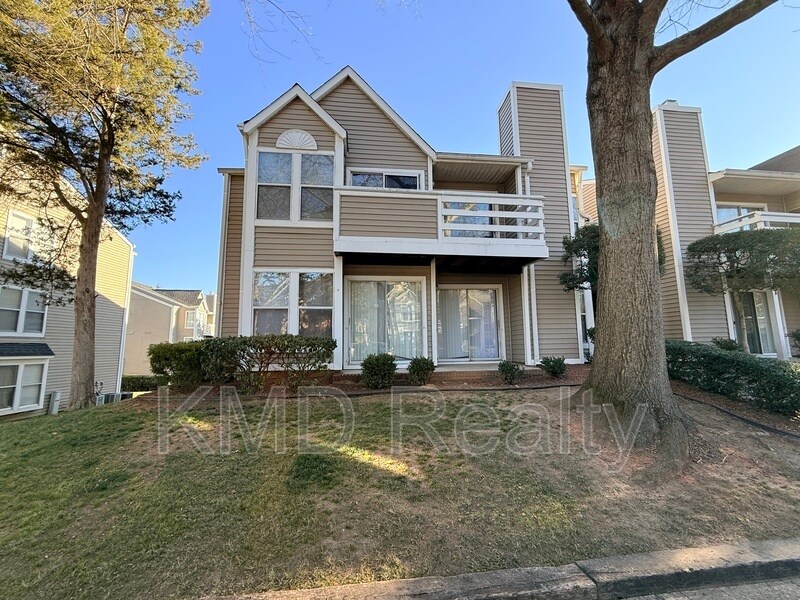 9627 Vinca Cir in Charlotte, NC - Building Photo