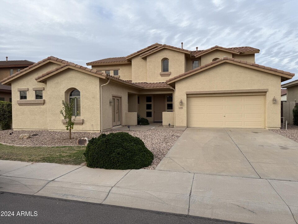 3788 E Gemini Pl in Chandler, AZ - Building Photo