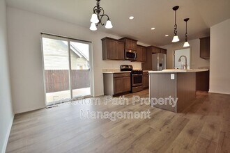 316 Ashlin Ct in Sandpoint, ID - Building Photo - Building Photo
