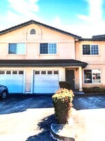 3017 Grove Way in Castro Valley, CA - Building Photo