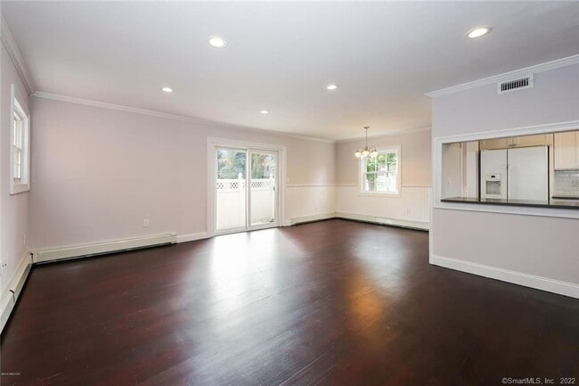 160 E Elm St in Greenwich, CT - Building Photo - Building Photo