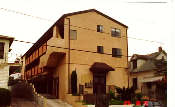 1038 Dewey Ave in Los Angeles, CA - Building Photo - Building Photo