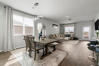 212 Apache Plum Dr in Kyle, TX - Building Photo - Building Photo