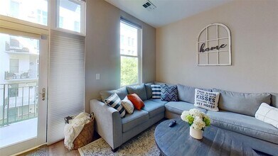 1100 Adams St in Hoboken, NJ - Building Photo - Building Photo