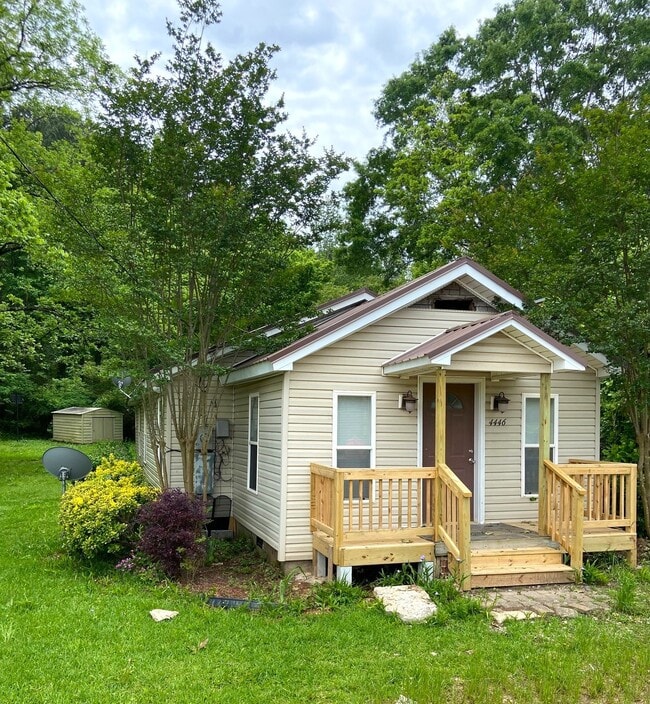 property at 4446 Bell Hill Rd
