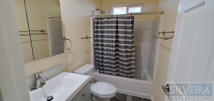 1102-A W Hermosa St in Santa Maria, CA - Building Photo - Building Photo