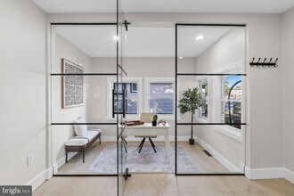 4 E Haddon Ave in Oaklyn, NJ - Building Photo - Building Photo