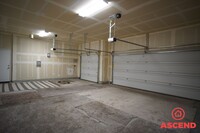 8904 Costa Blanca Dr in Bakersfield, CA - Building Photo - Building Photo