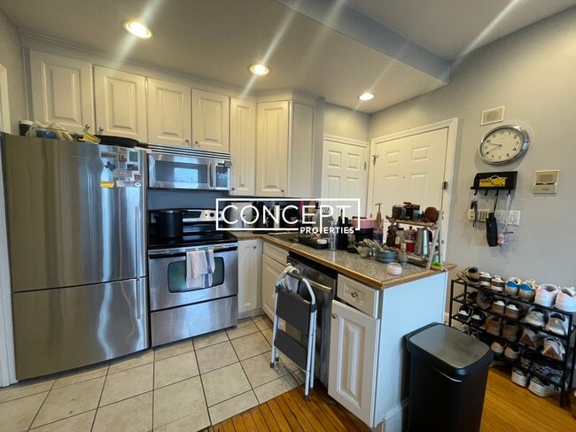 property at 1 Centre St