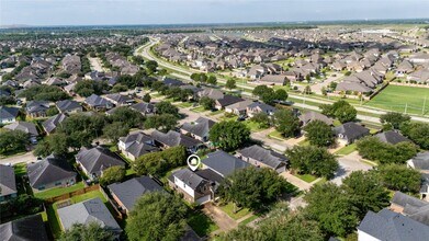 6177 New Castle Ln in League City, TX - Building Photo - Building Photo