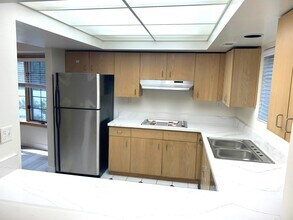 8254 Avenida Navidad in San Diego, CA - Building Photo - Building Photo